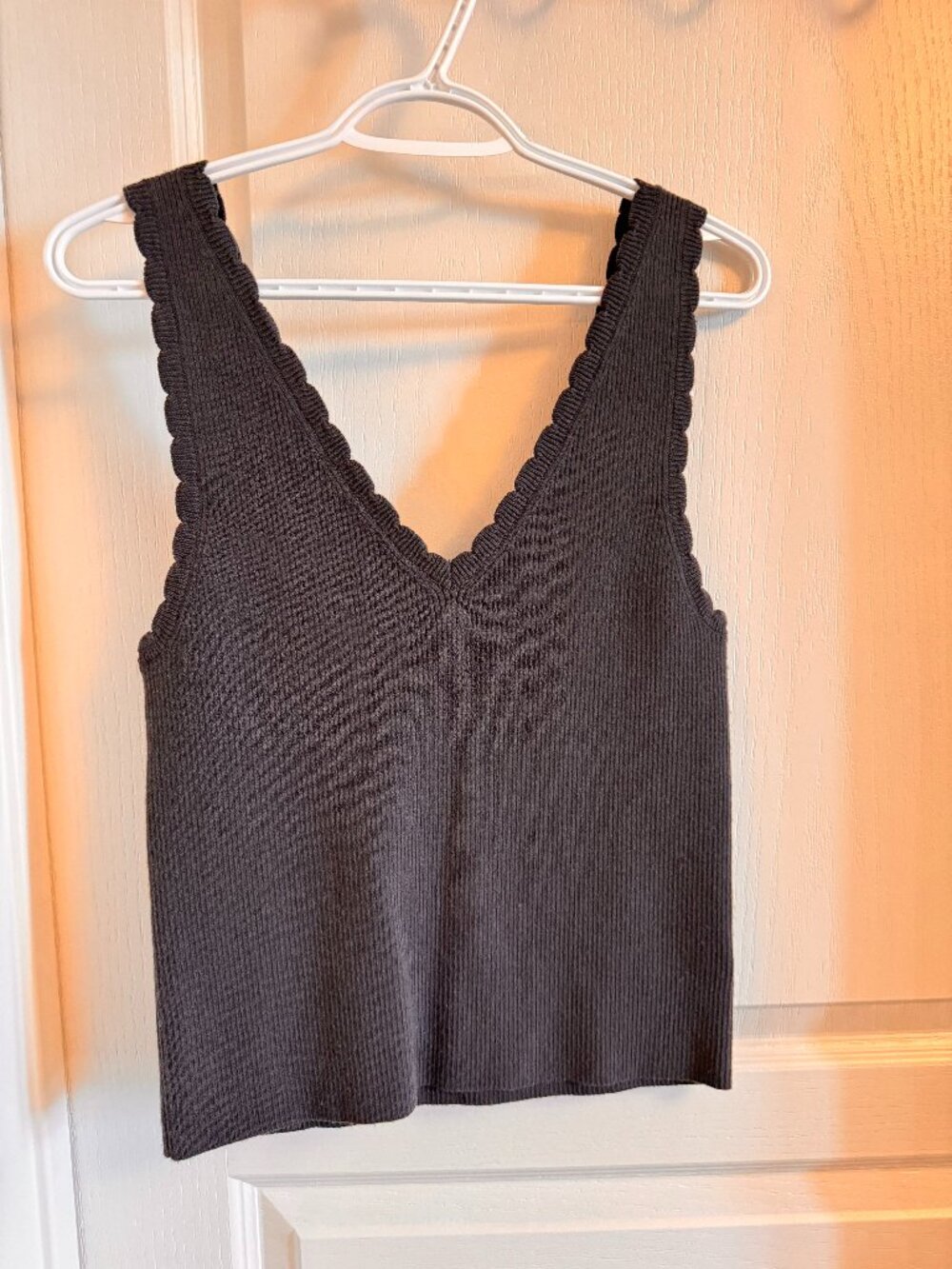 Aerie Scalloped Edge V Neck Knit Tank Top, Grey, XL